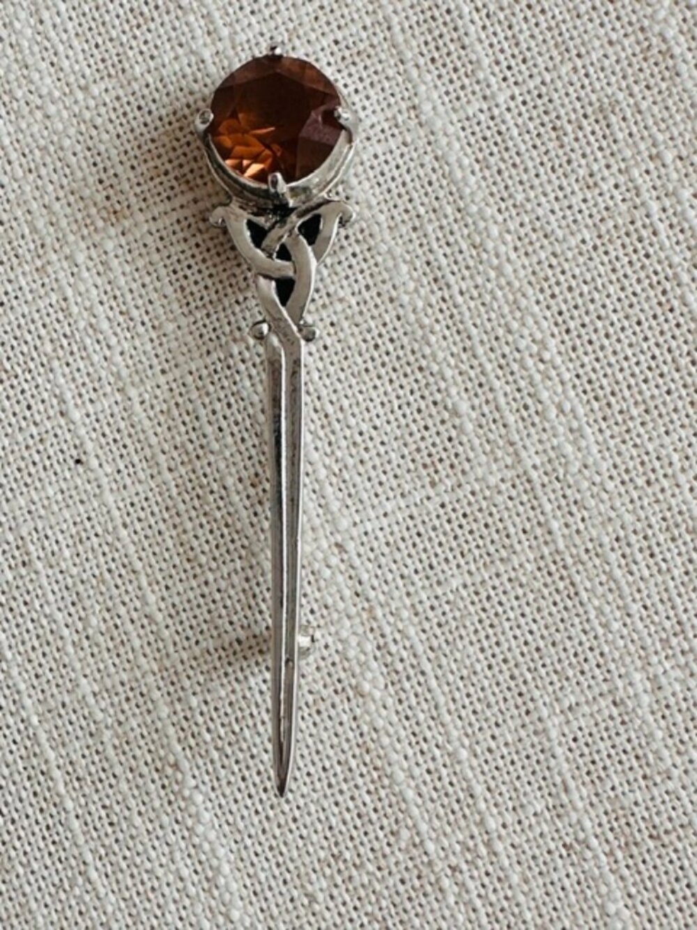 Vtg Dawson Bowman Kilt Pin Brooch Celtic Silver Tone w/ Amber Colored Stone